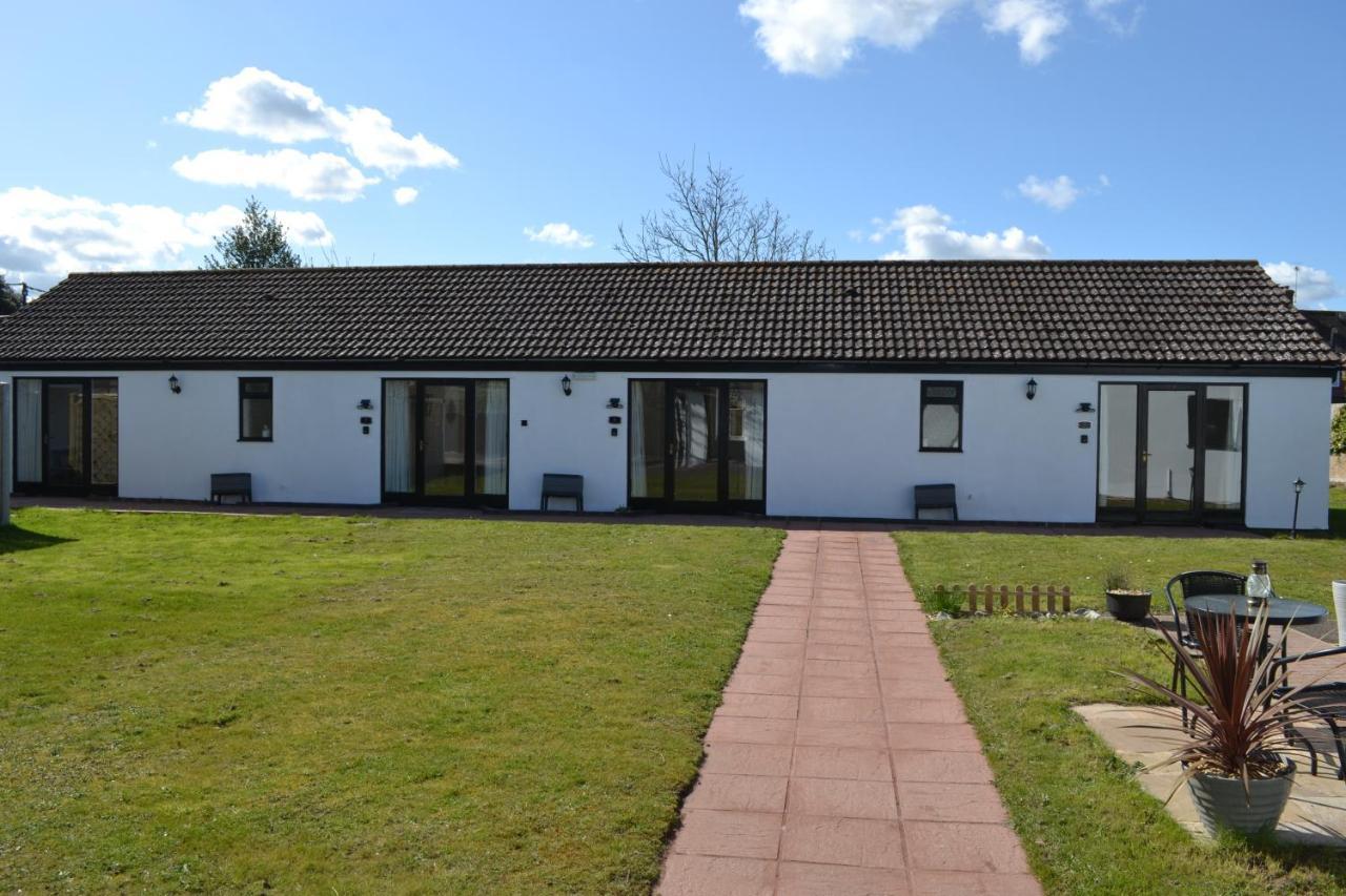 Number 4 - Lytton Tree Lodge, Reydon, Southwold Kültér fotó